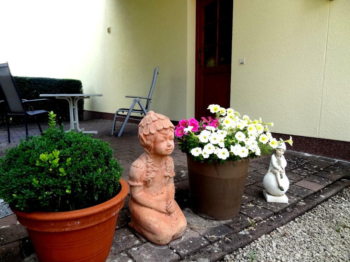 Ferienwohnung Schneider Mettlach Exterior photo